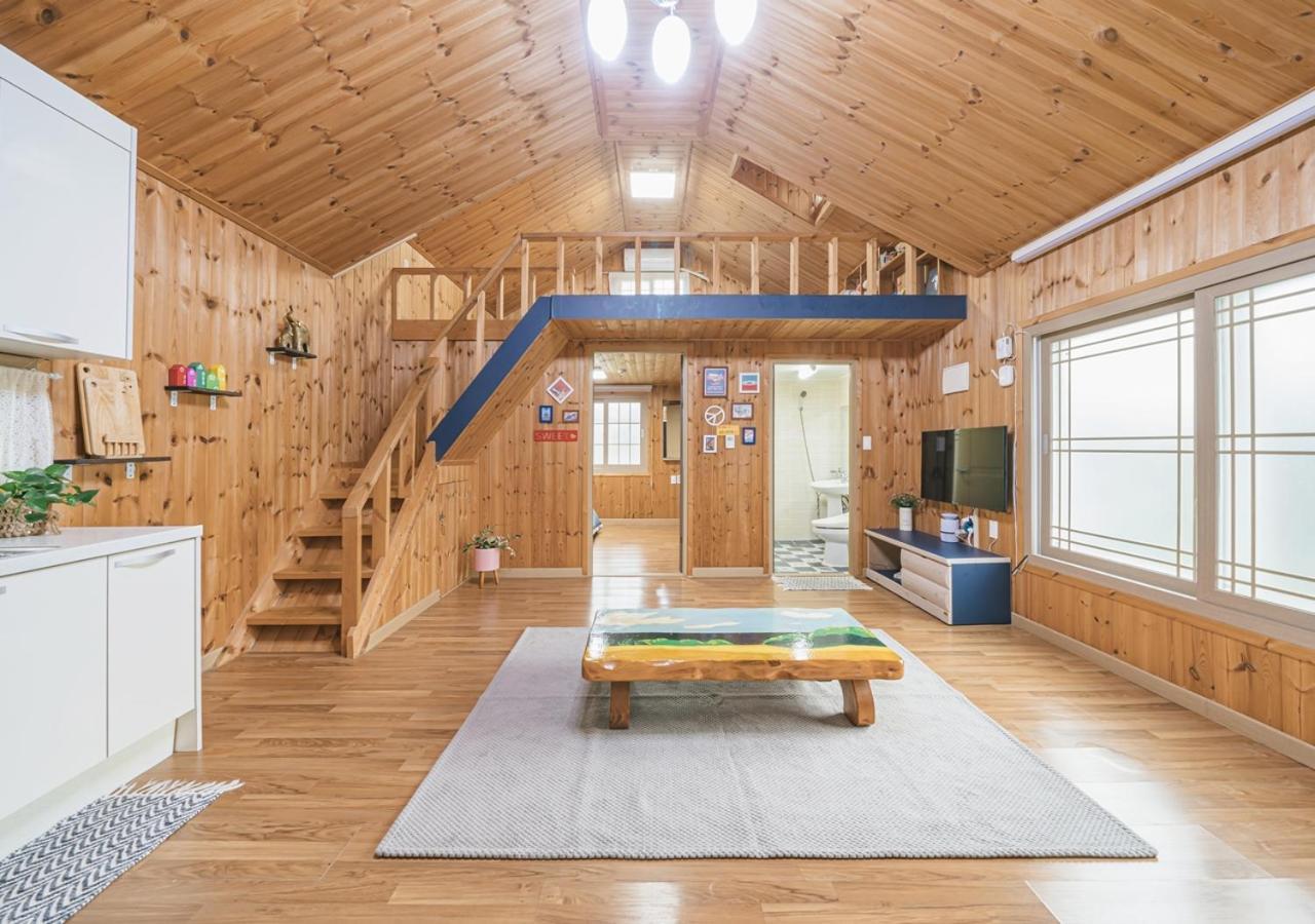 Jeju Haepoomdal Pension Luaran gambar