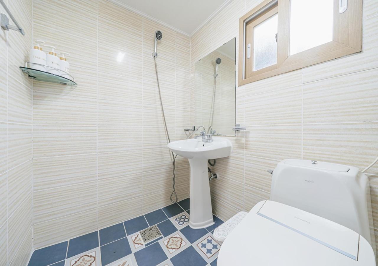 Jeju Haepoomdal Pension Luaran gambar