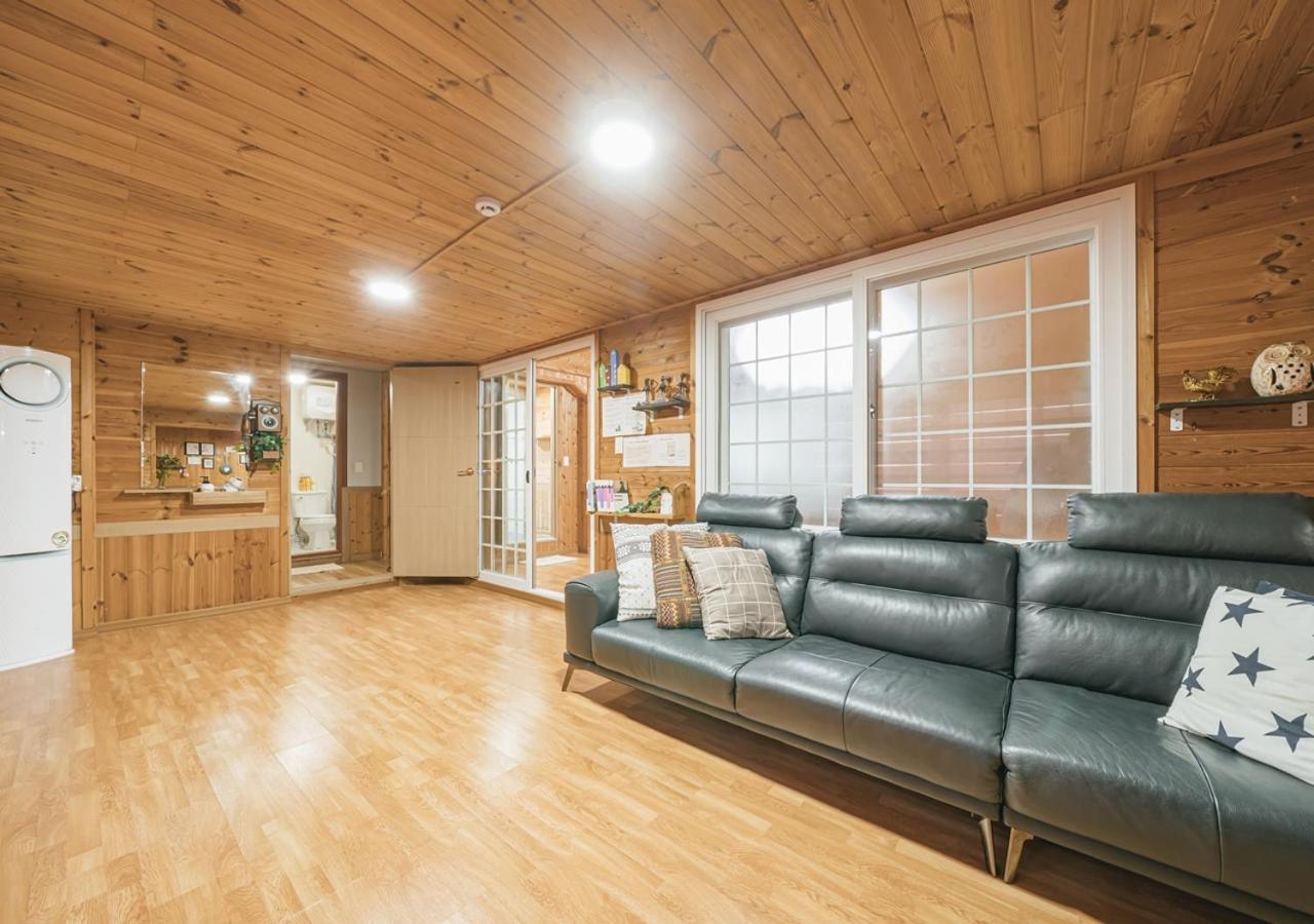 Jeju Haepoomdal Pension Luaran gambar